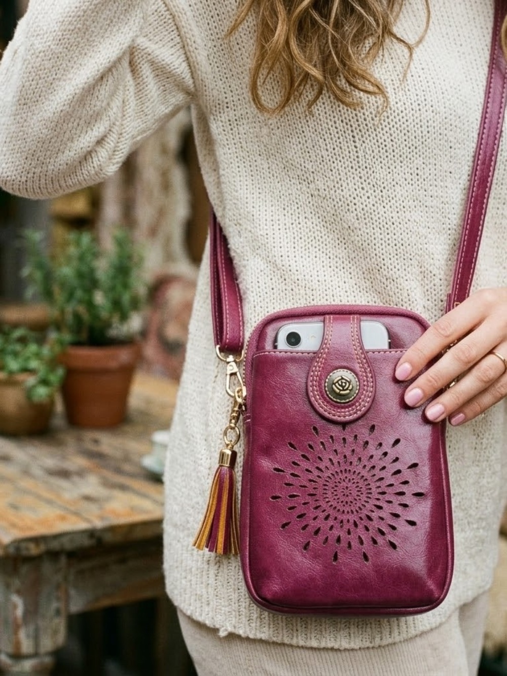 APHISON Laser-Cut Sunflower Purse Crossbody – Fuchsia/Magenta